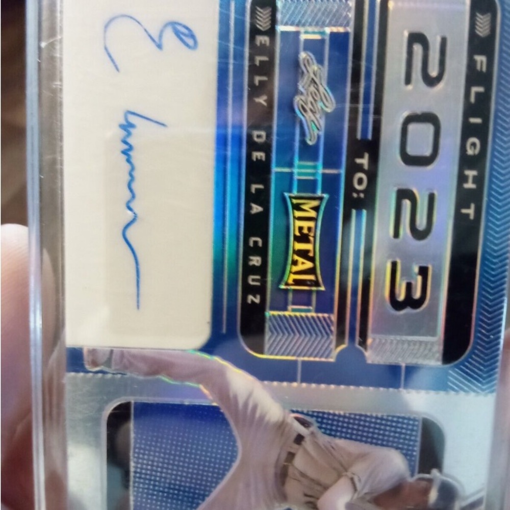 Autograph Elly De La Cruz